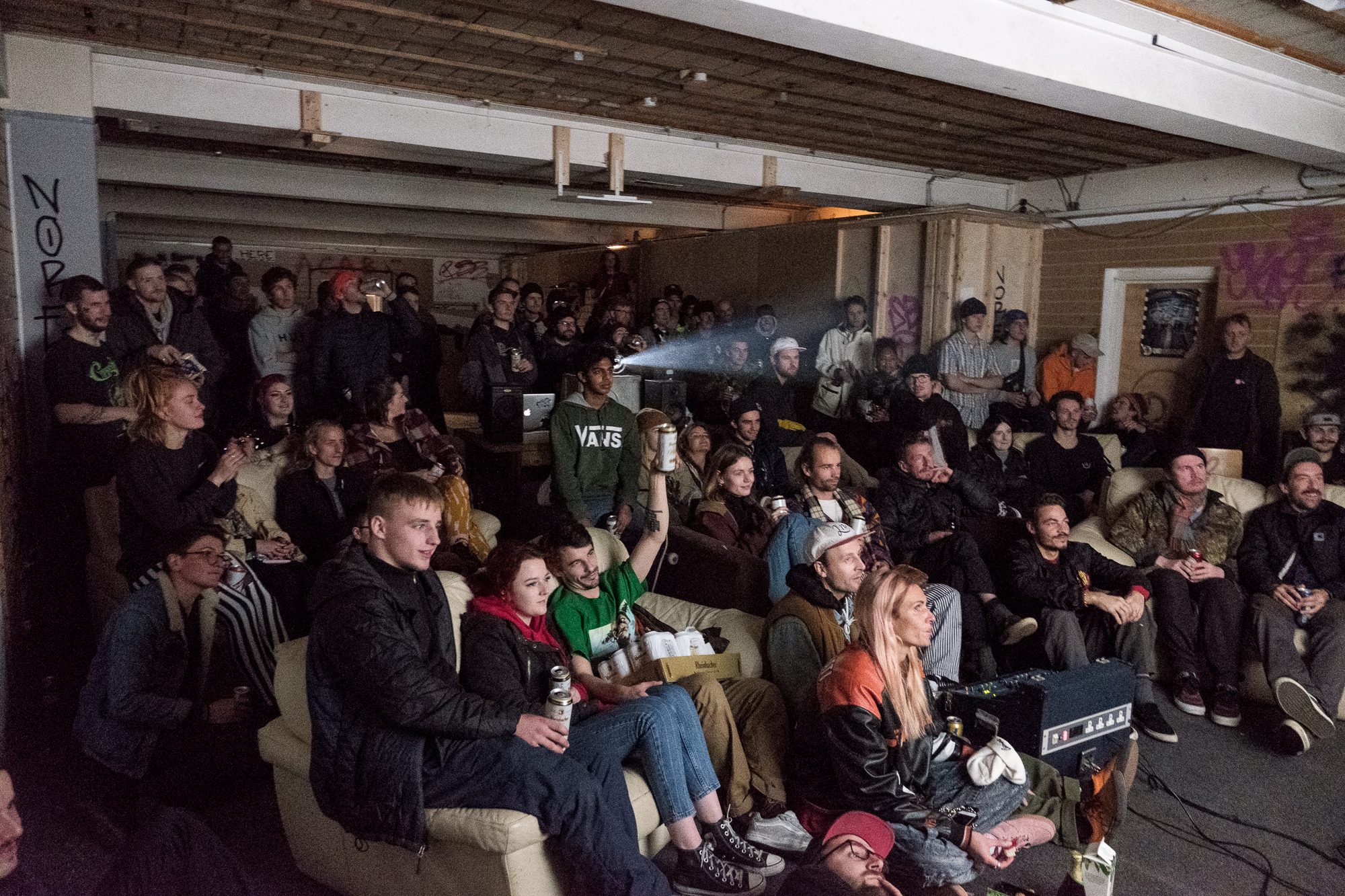  Cheers to great evening. Audience watching one of Jackson Davis’ films as part of  Skate Nottingham ’s Film Festival at Flo Skatepark, 16-17 November, 2018. 