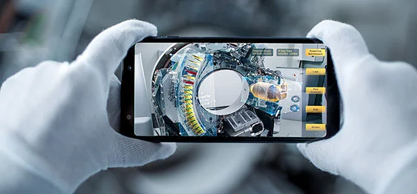 Augmented Reality and the Smart Factory