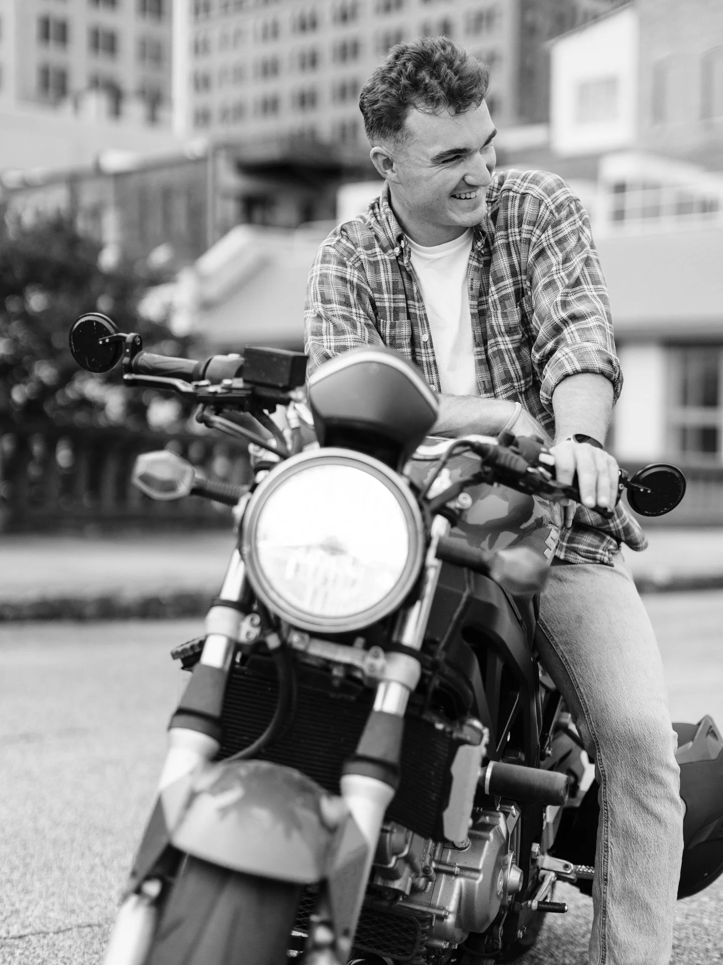What are the things you enjoy? Sports, reading, baking, gardening, coffee, MOTORCYCLES?!? Whatever it is, let&rsquo;s include it in your next session to make things a little more &ldquo;you&rdquo;!