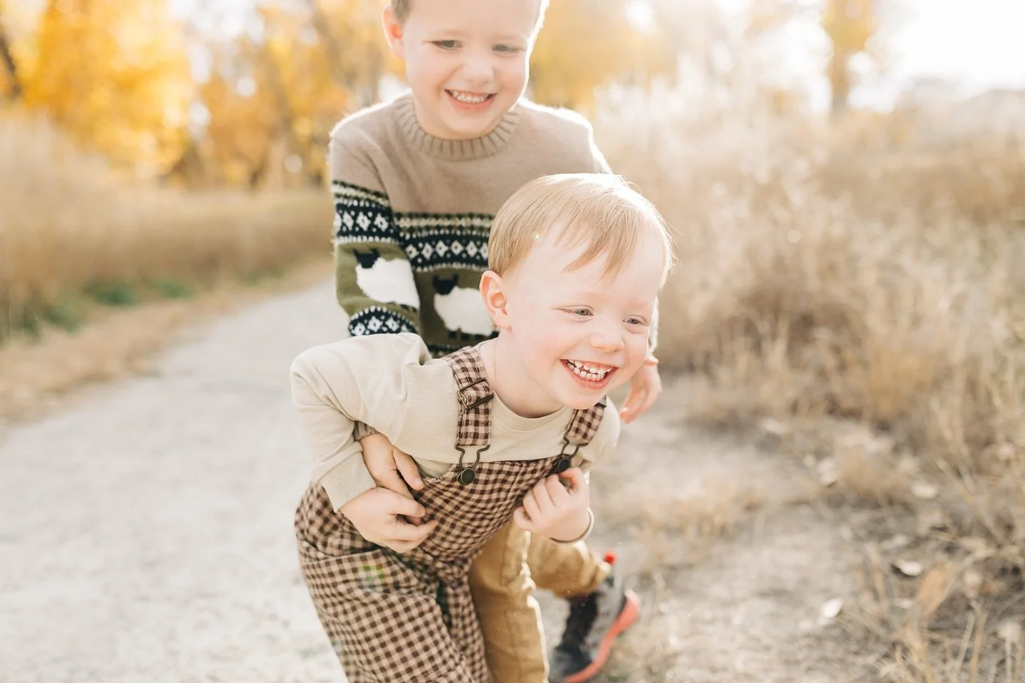 Look at this duo!!! These adorable brothers made my job SO FUN!