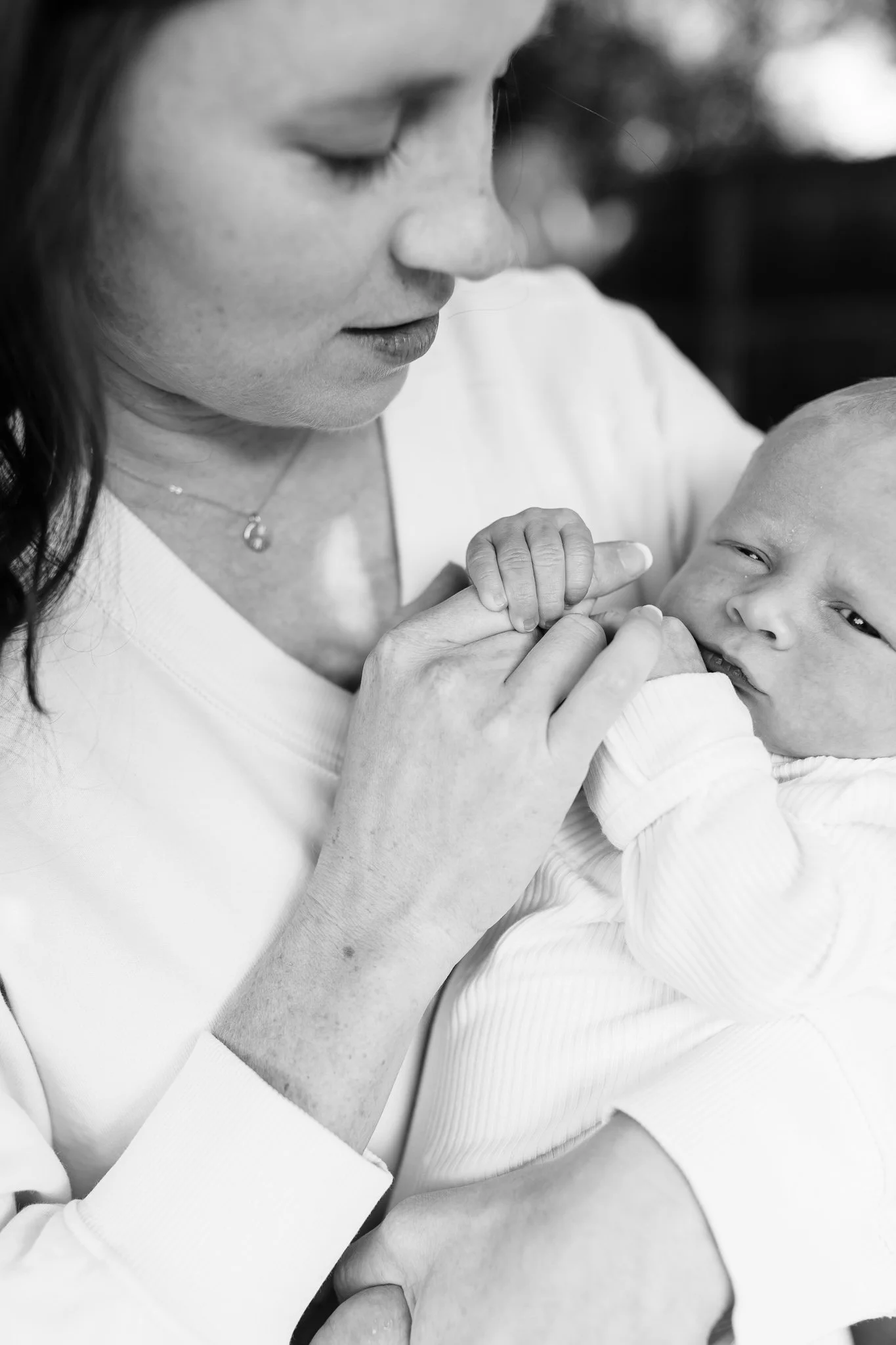 BrightDenverInHomeNewbornSession-15.jpg