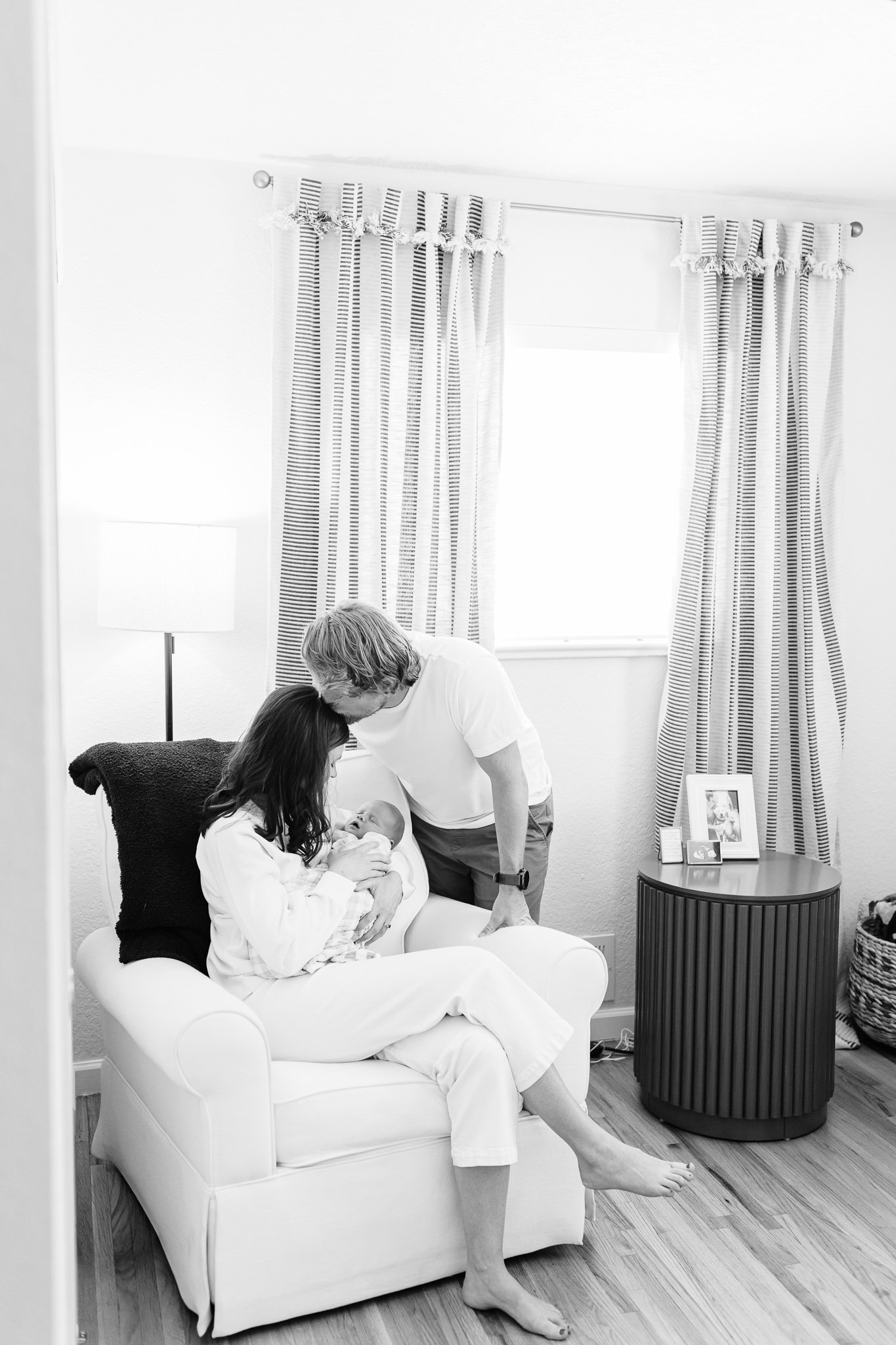 BrightDenverInHomeNewbornSession-50.jpg