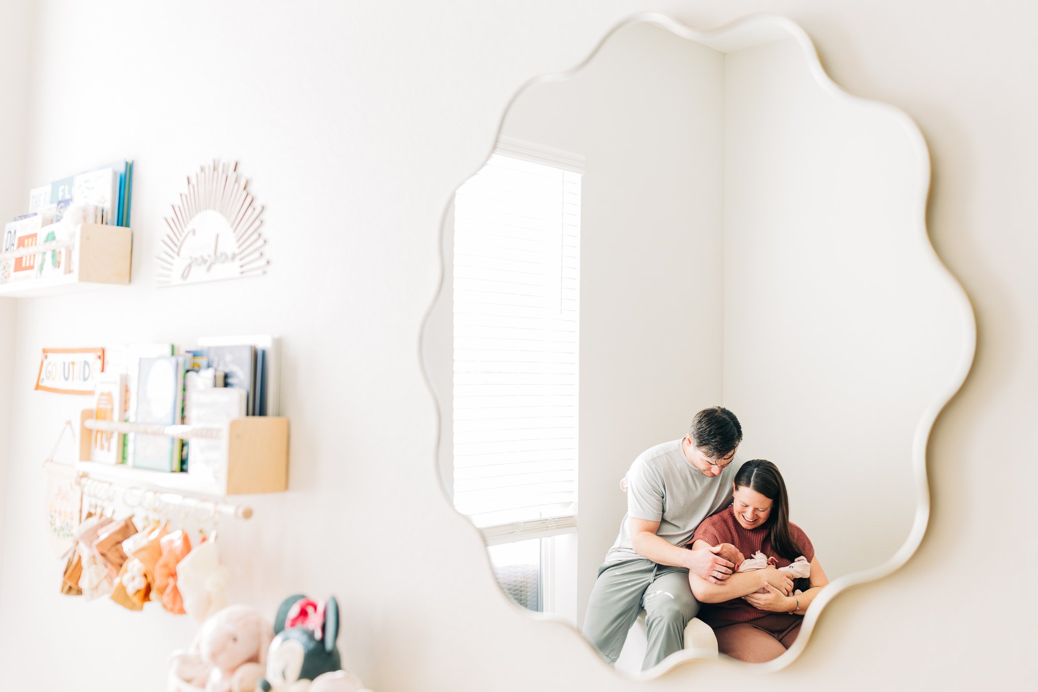 CozyDenverNewbornSessionInApartment-27.jpg