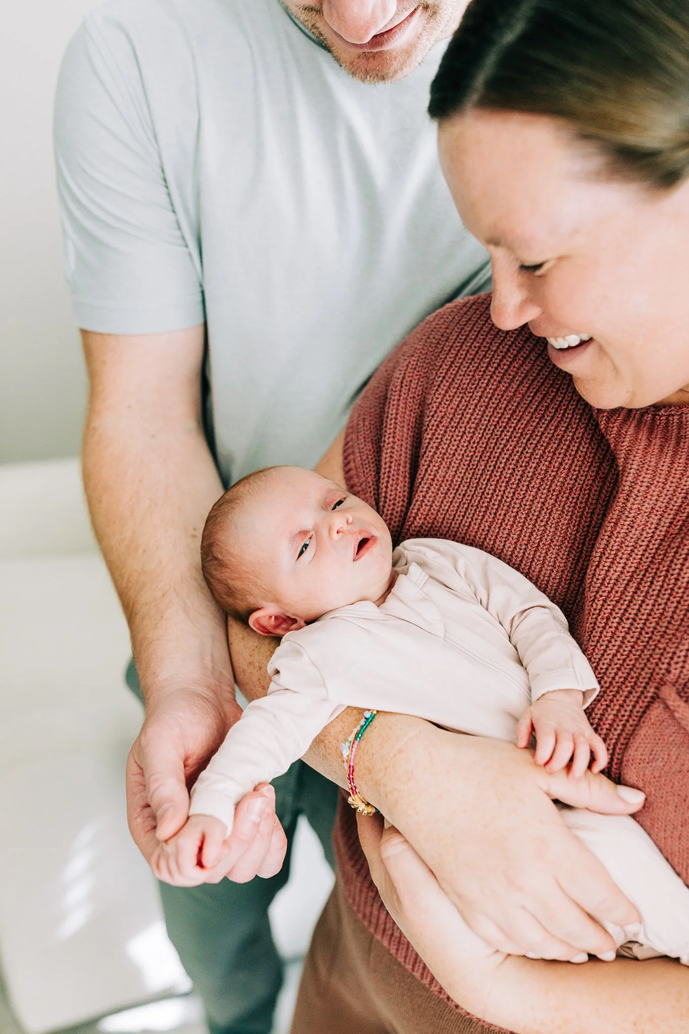 CozyDenverNewbornSessionInApartment-39.jpg
