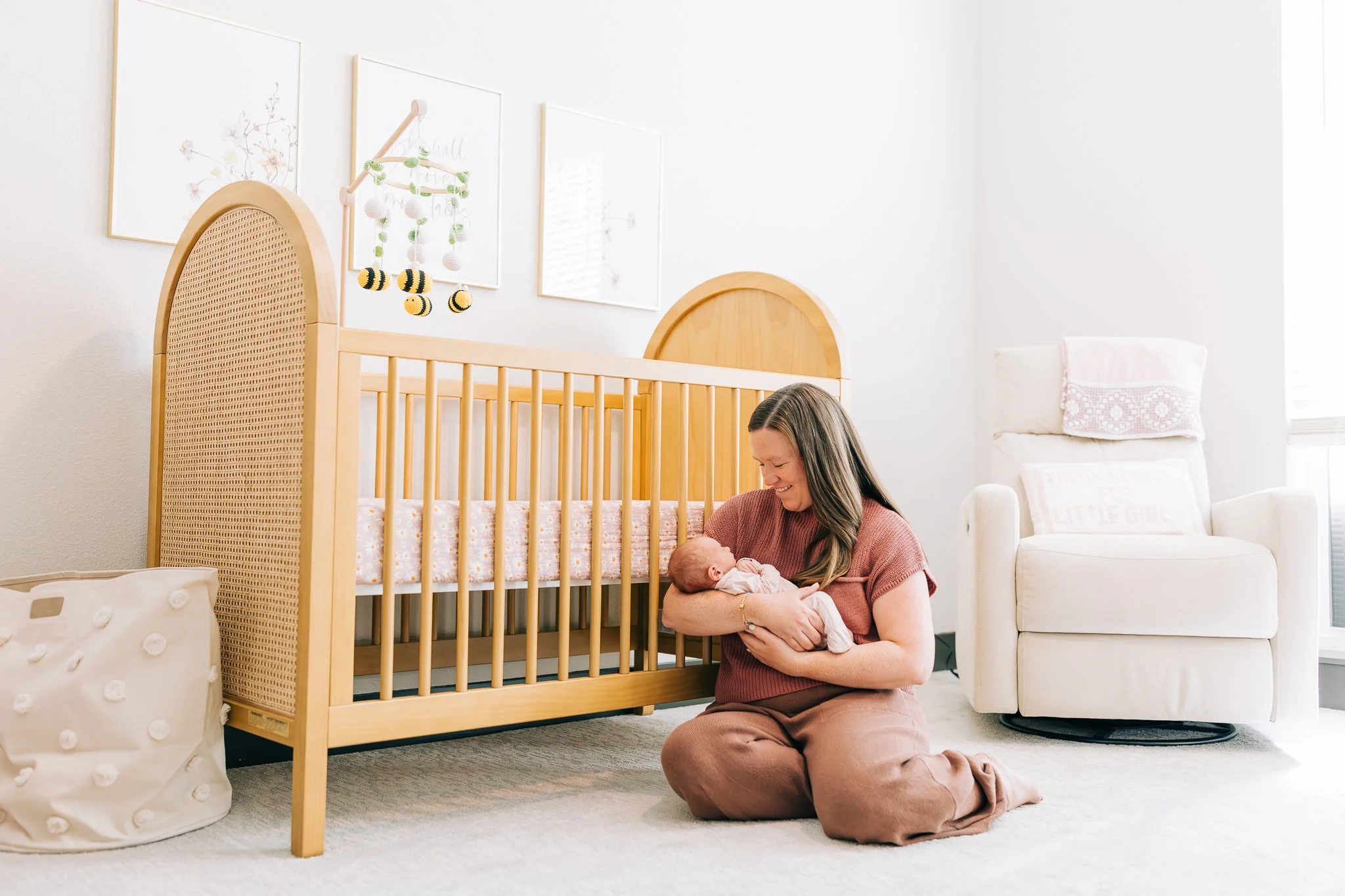 CozyDenverNewbornSessionInApartment-64.jpg