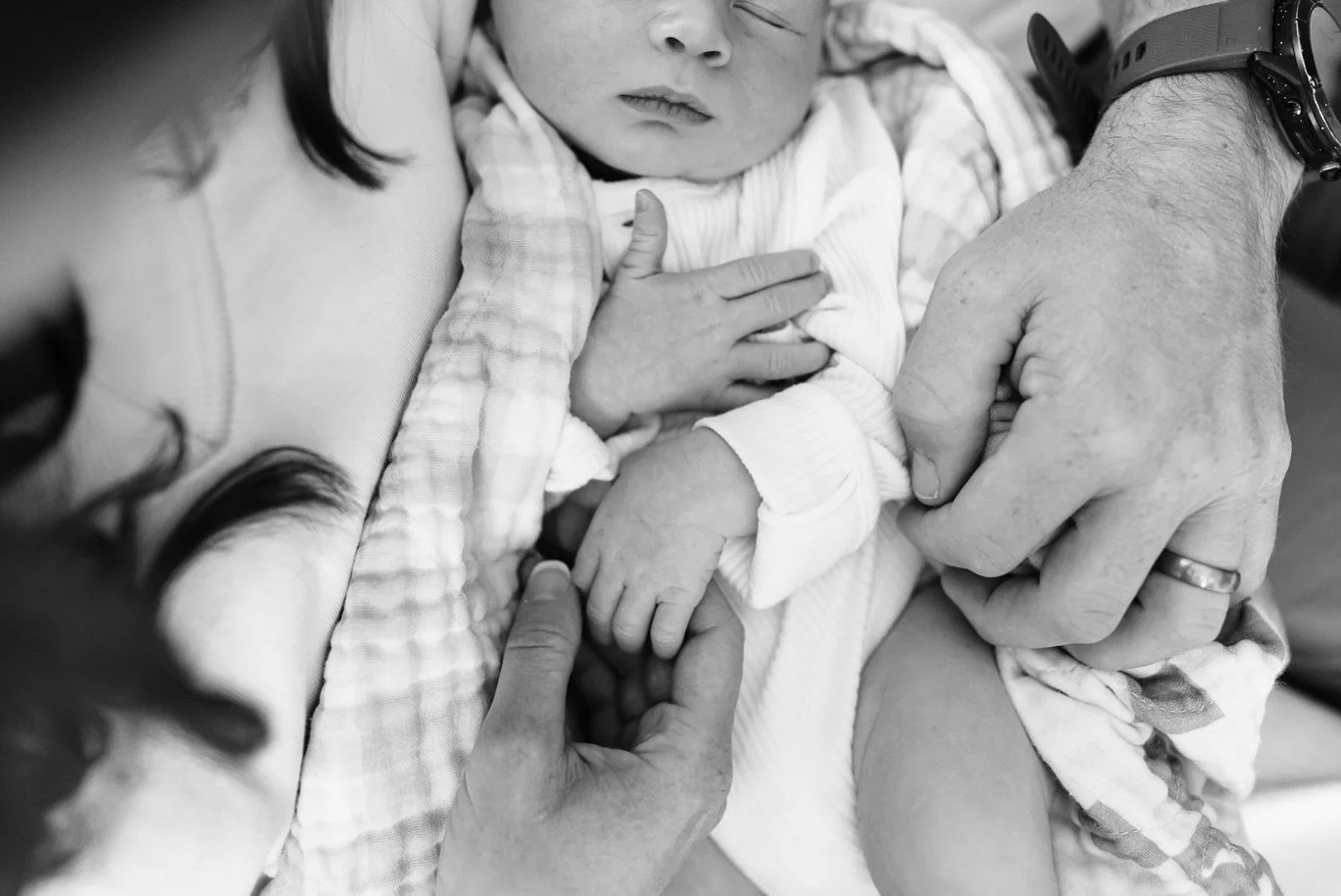 If I was only able to photograph newborn sessions from here on out, I wouldn&rsquo;t be mad at all. There&rsquo;s something just so special about photographing those early days with your little one 🥹