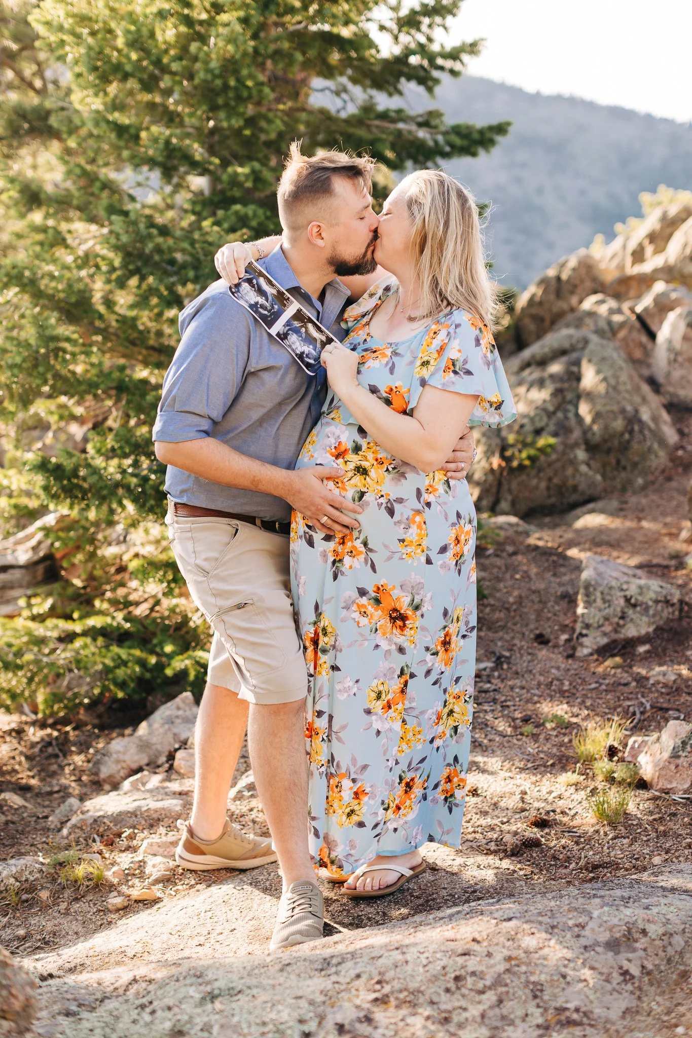 BoulderSunsetMaternitySession-18.jpg