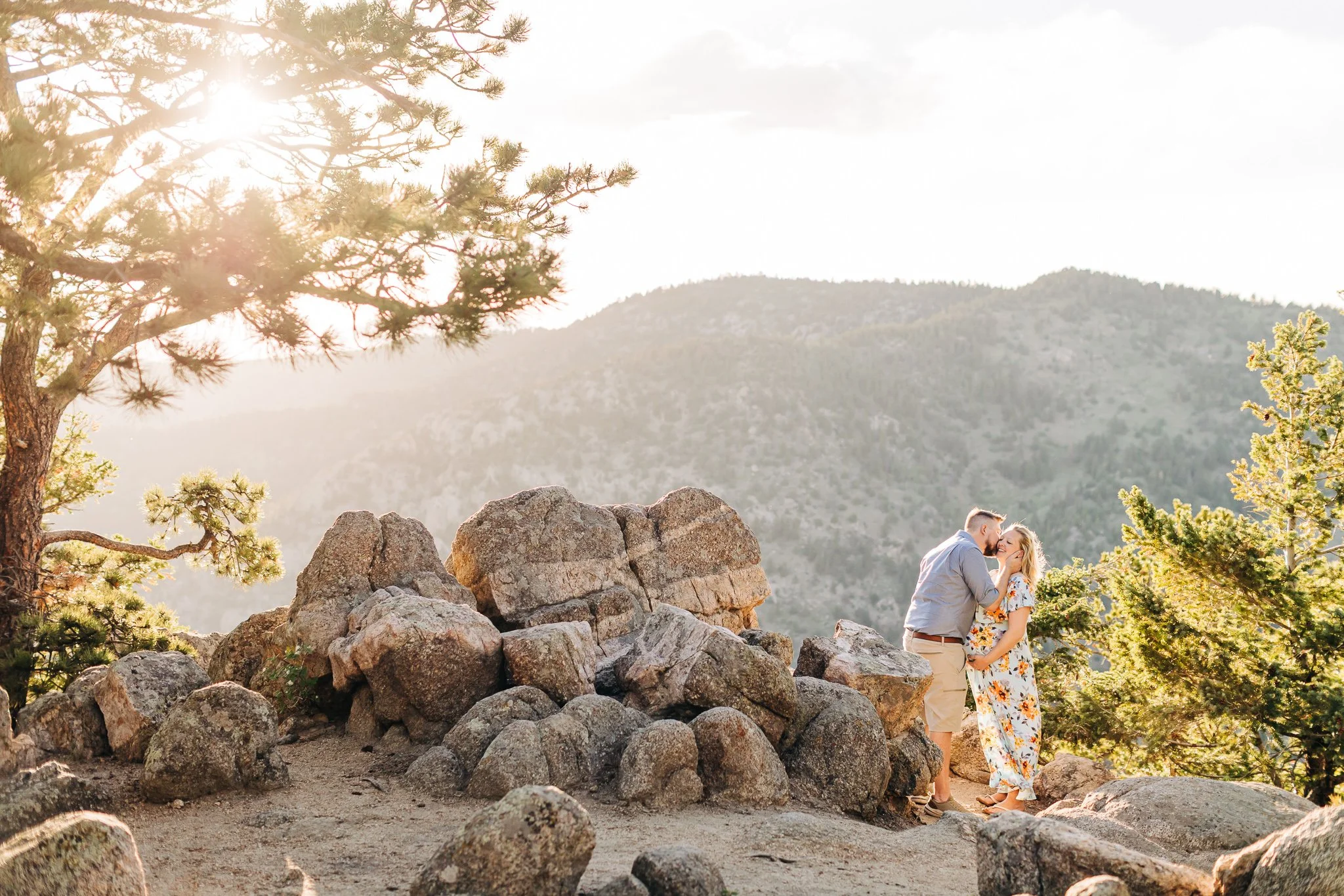 BoulderSunsetMaternitySession-28.jpg