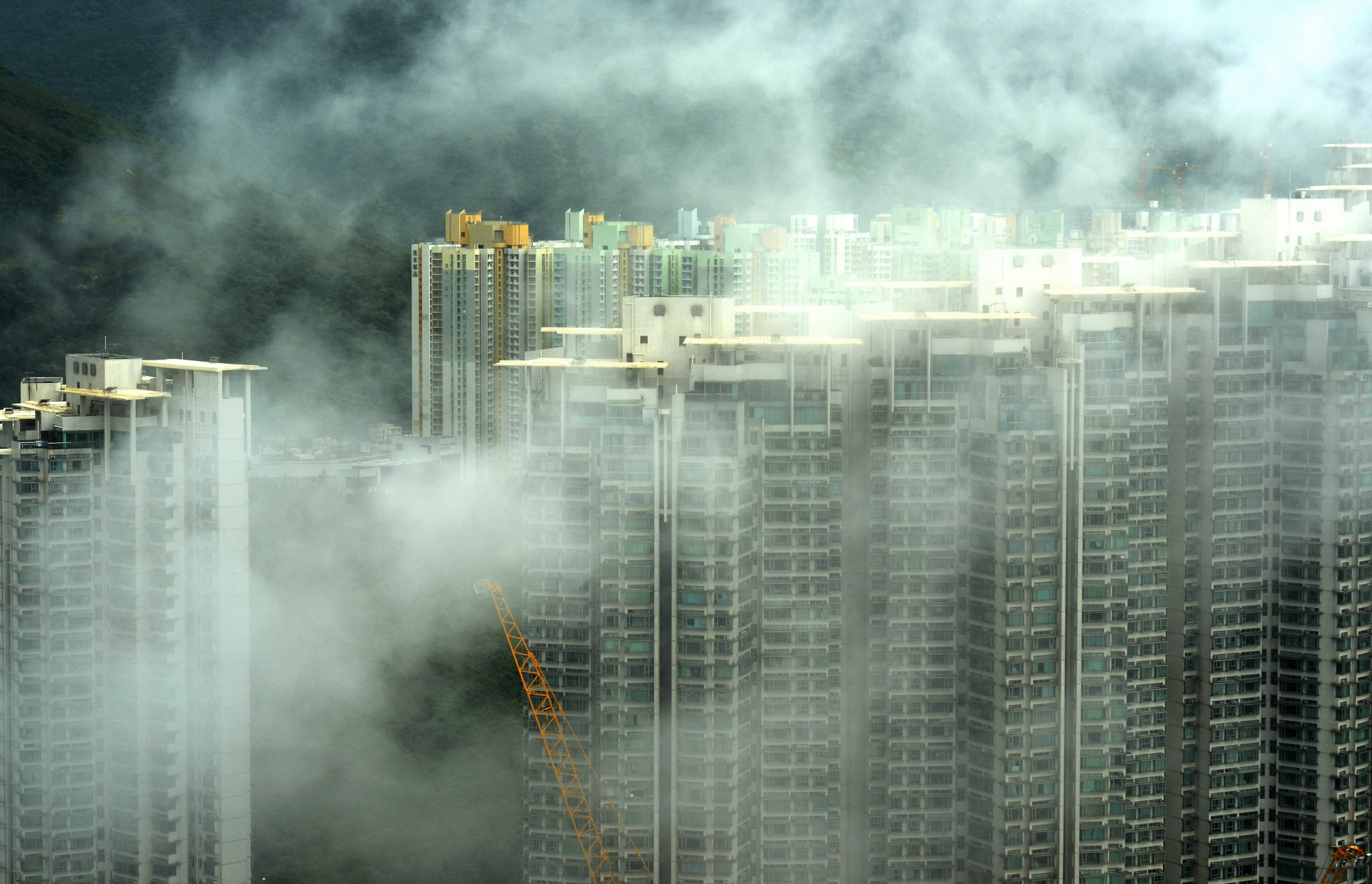 Poor air quality is common in many urban zones in China, which as a nation accounts for a third of all greenhouse gas emissions on Earth, posing a threat to human health. Photo credit: Pop and Zebra