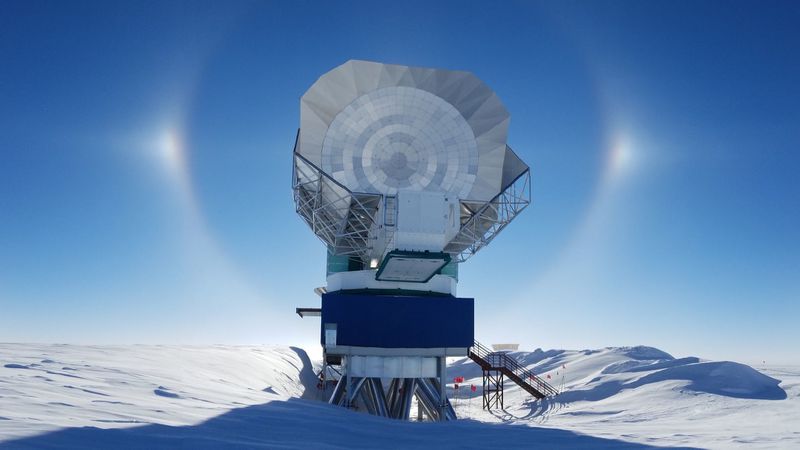The South Pole Telescope in Antarctica is another player in the EHT array, and the most remote. Photo credit: Junhan Kim