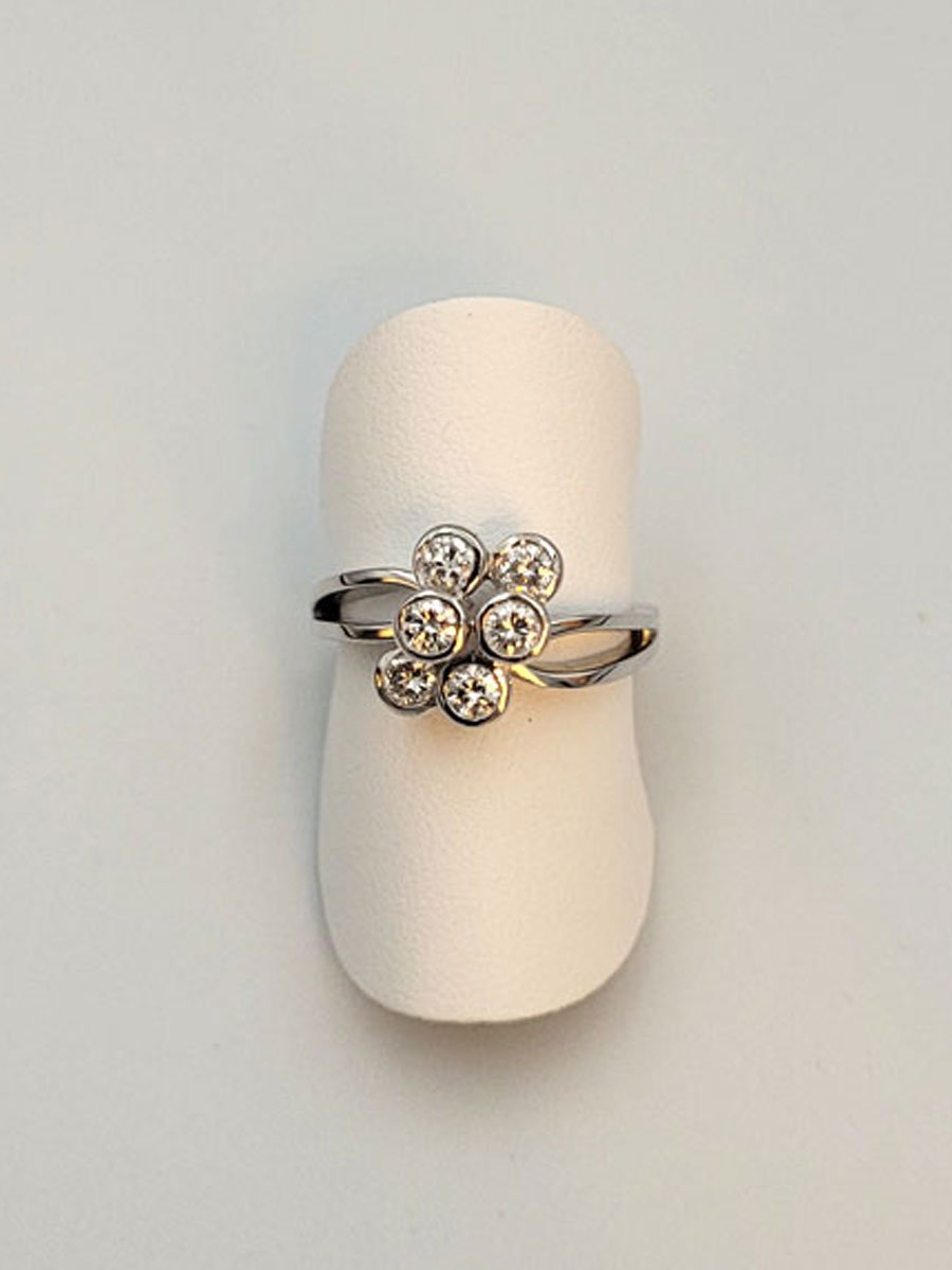 Ring Weissgold Diamanten