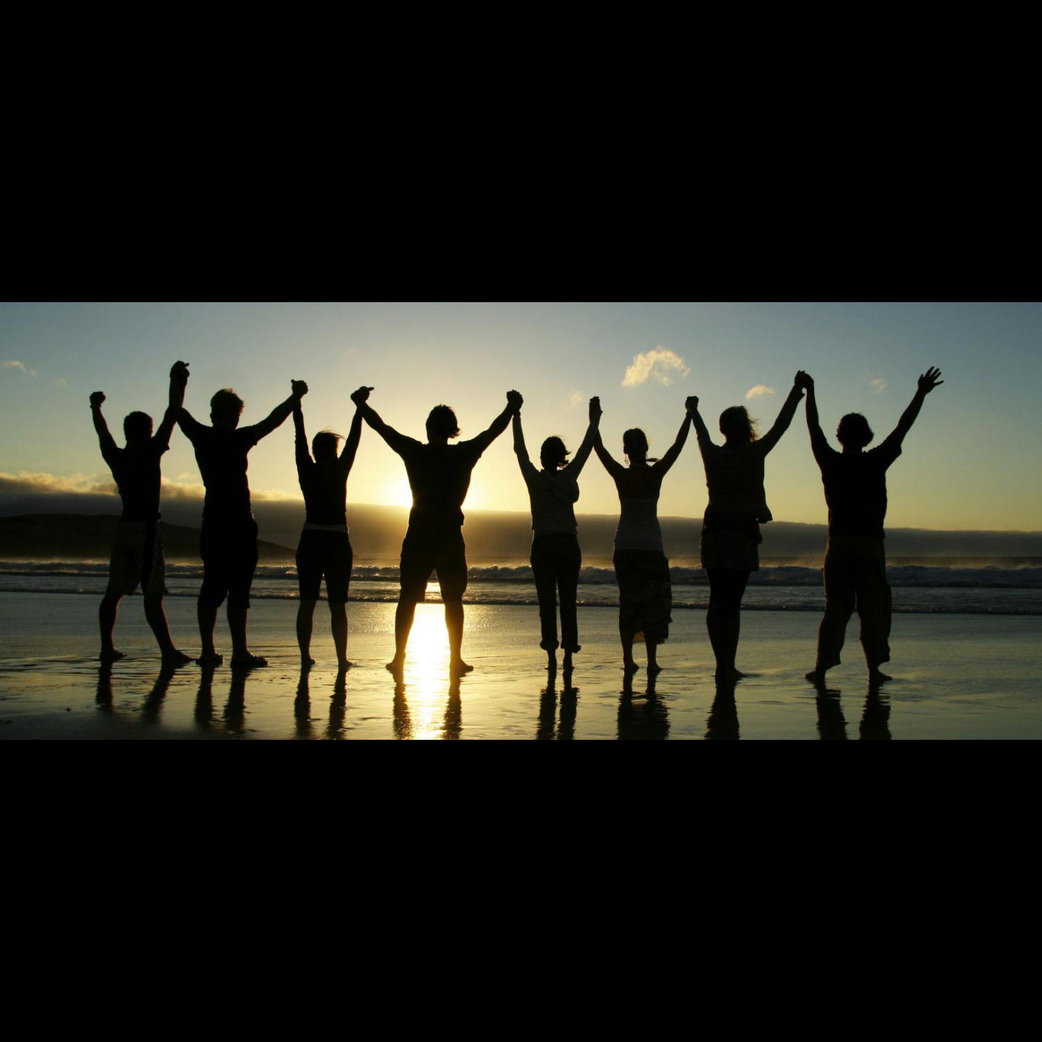 gaia-holding-hands_1500x1500.jpg