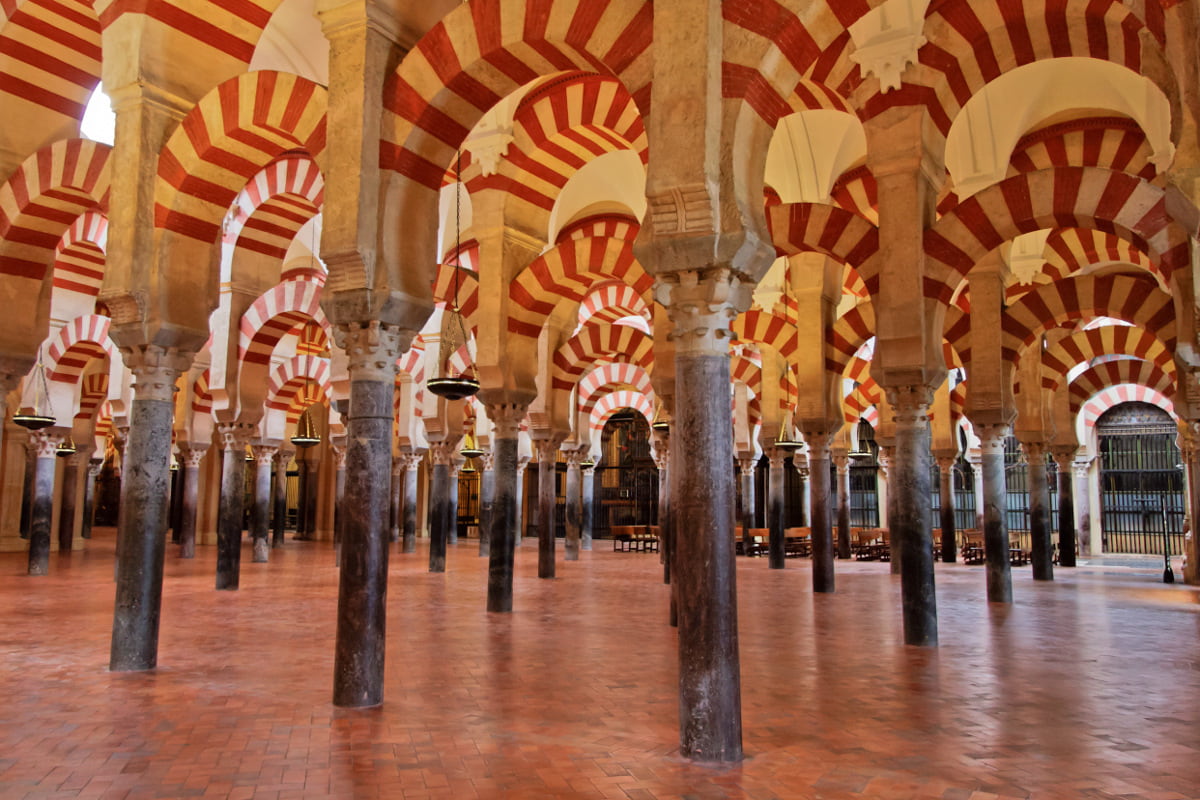 bosque-columnas-mezquita-cordoba.jpg