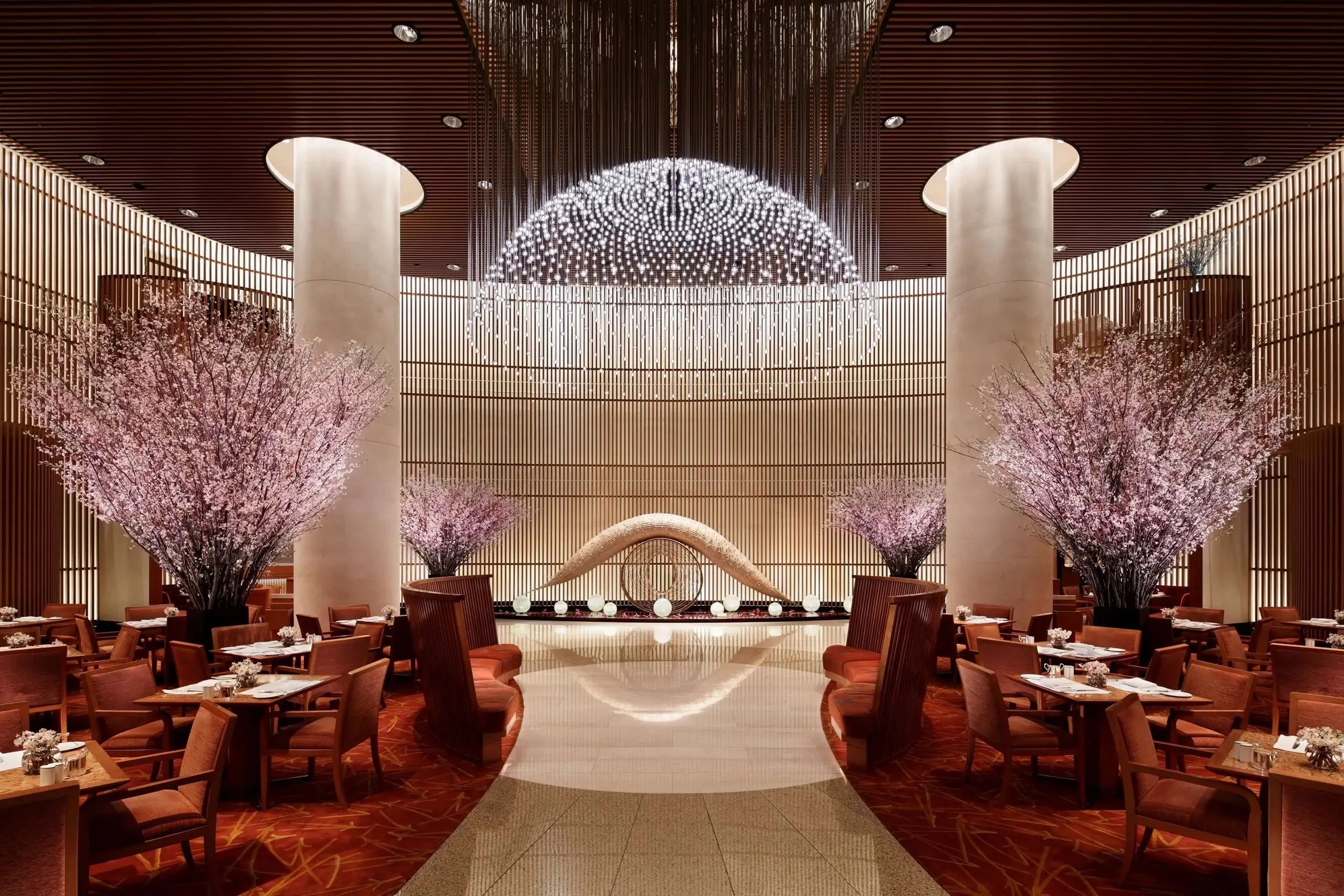 Photo of the lobby at the Peninsula Hotel Tokyo, Hotel Perks, Amina Dearmon, New Orleans
