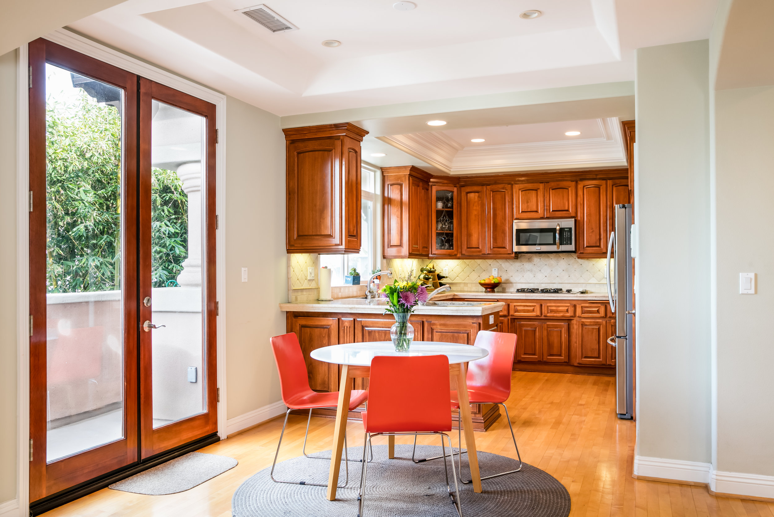 2411 carnegie Ln C kitchen.jpg