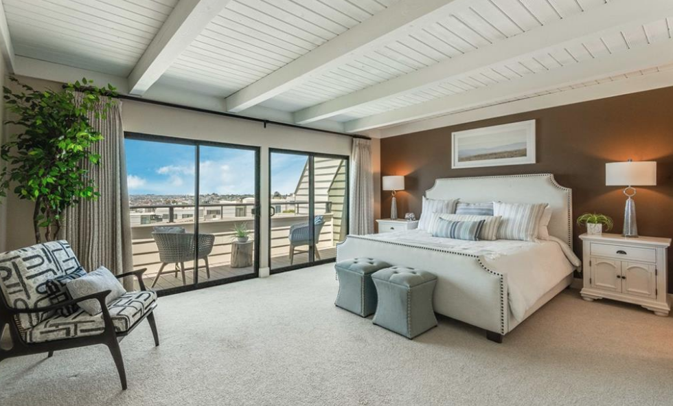 111 Calle Mayor master bedroom.png