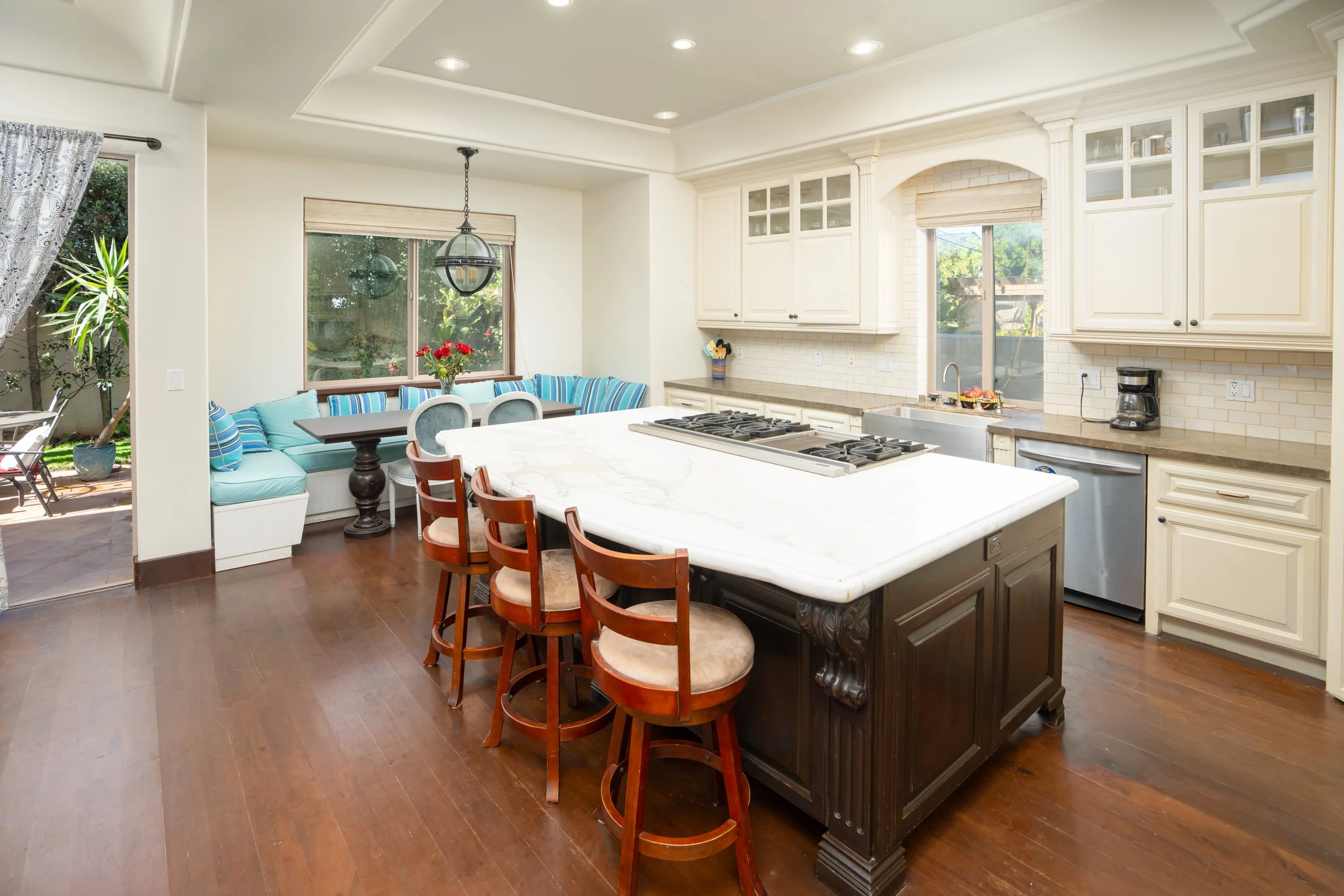 2901-Oak-Avenue-Manhattan-Beach-California-90266- kitchen.JPG