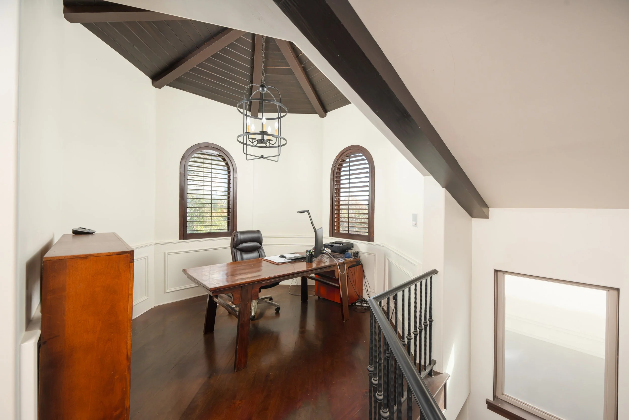 2901-Oak-Avenue-Manhattan-Beach-California-90266- loft.JPG