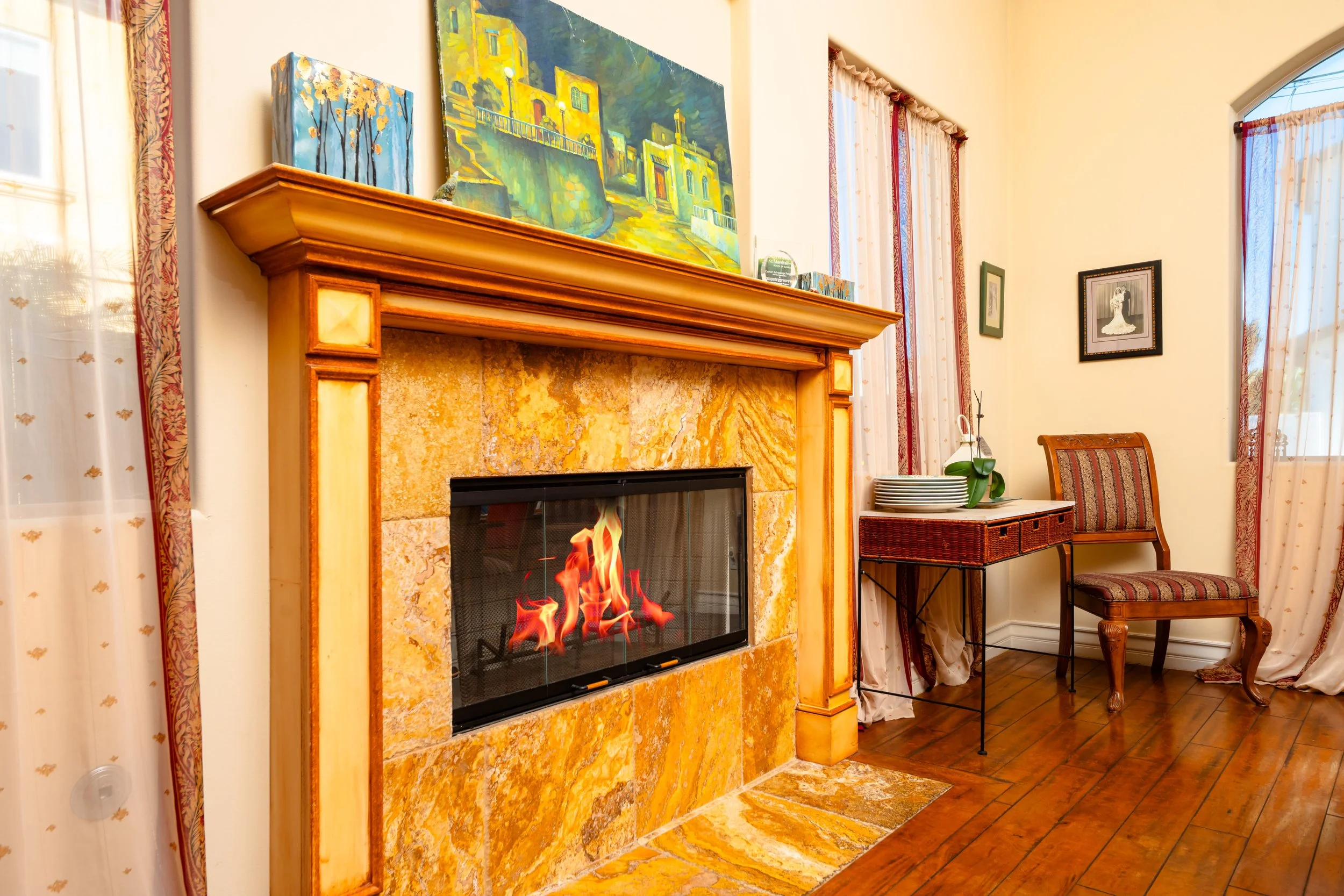 Dining fireplace 1501 Harkness Lane Redondo Beach CA 90278.JPG