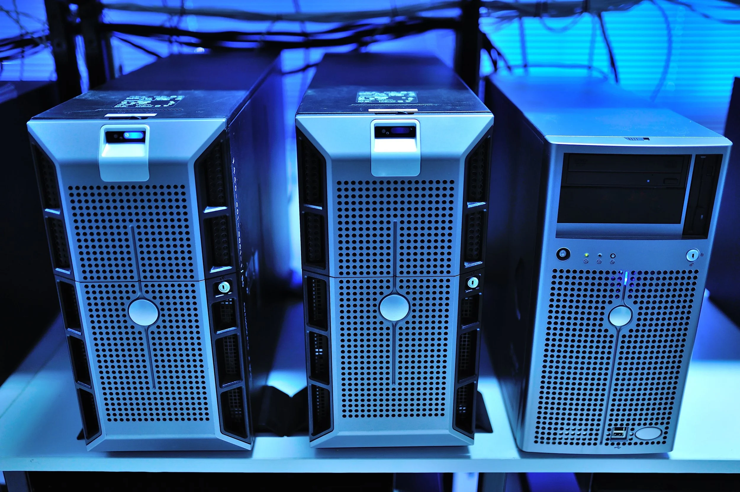 Business tower servers ready for IT asset buyback