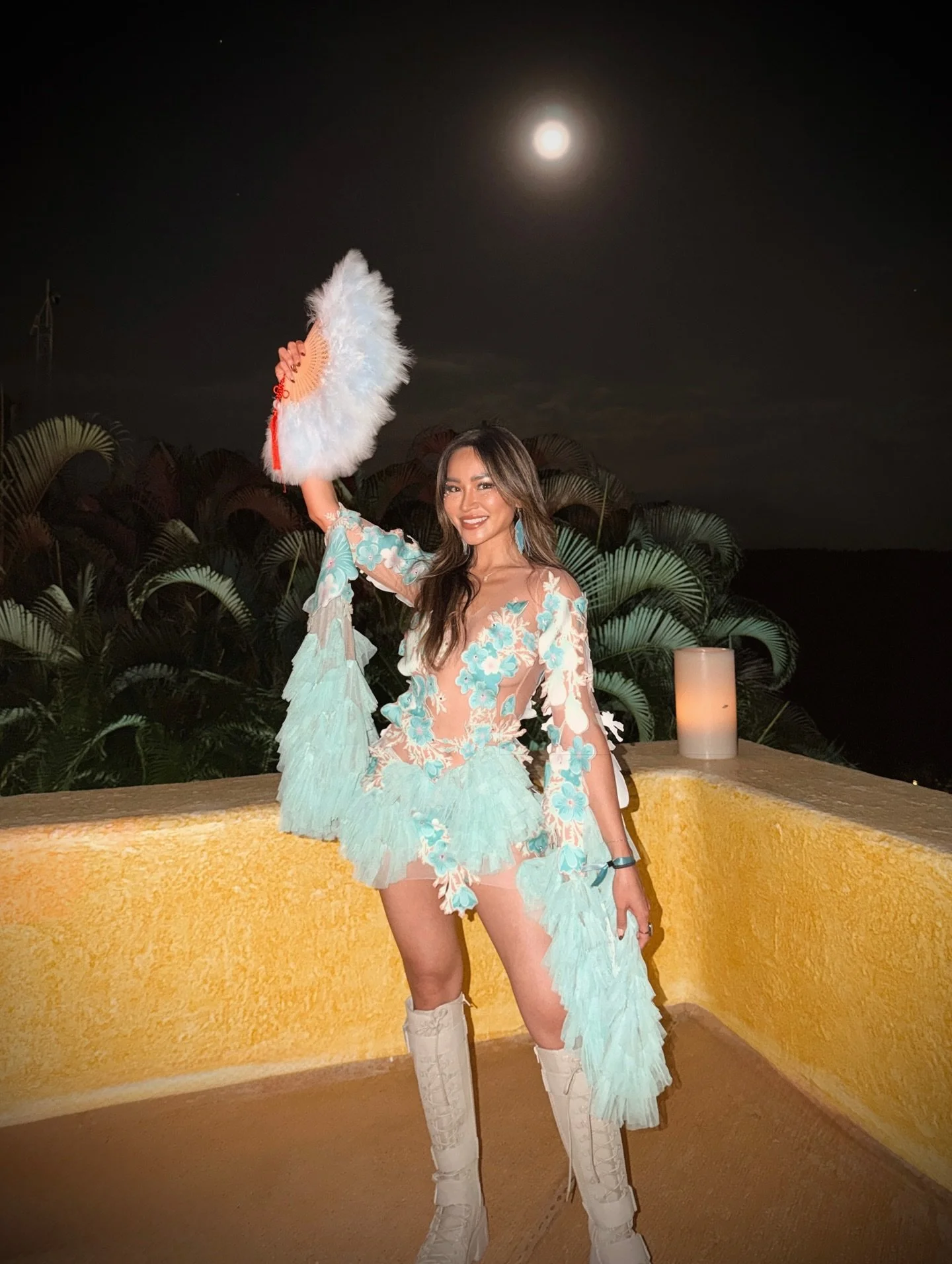 Fav memories in Careyes 💙🦋

#ondalinda #careyes #festivalfashion