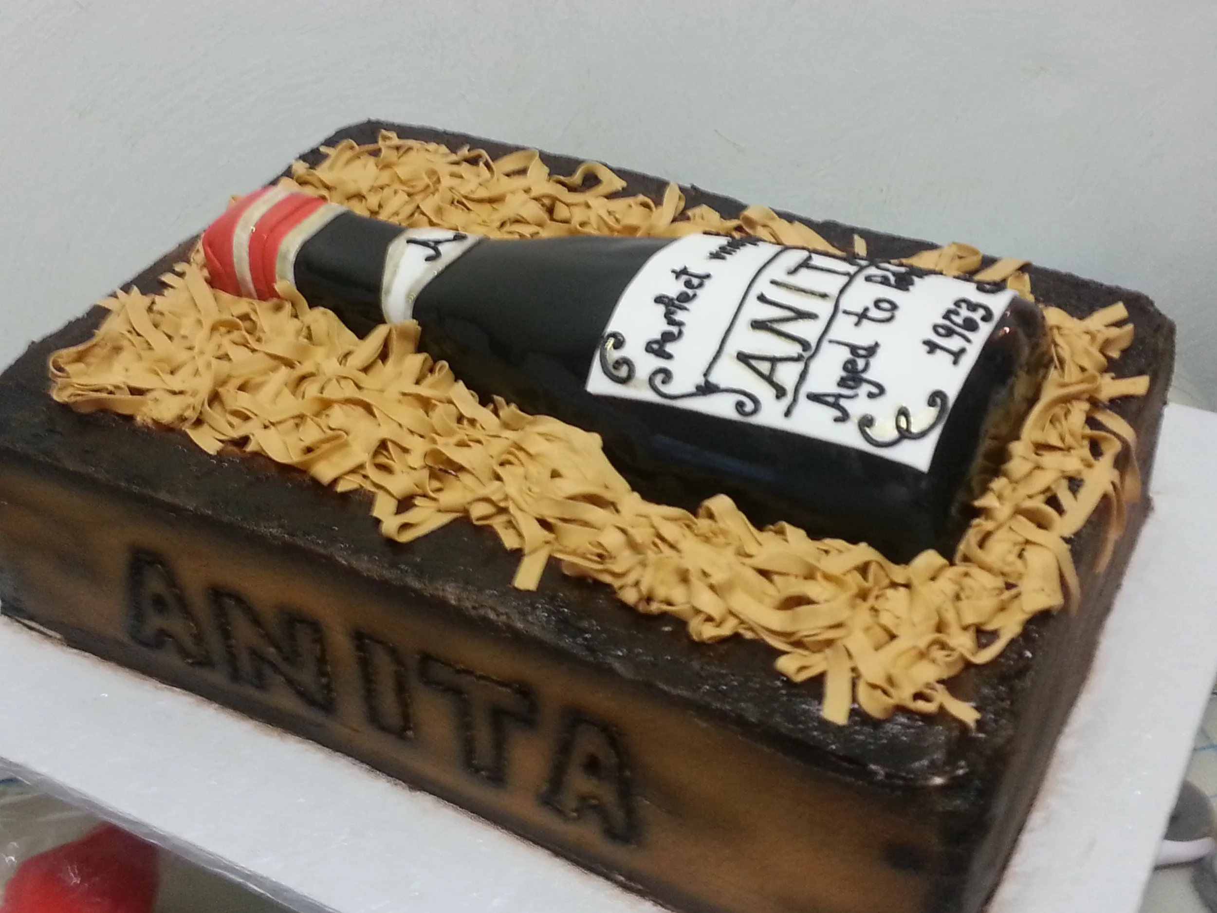 Wine-connoisseur-themed birthday cake