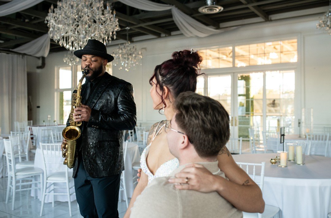 Spring is the season of celebration! Especially weddings. 2025 is already booked for Spring, but secure your wedding or private event for 2026 now! @thegala417 

#livesaxophone #weddingperformance #vbweddings
