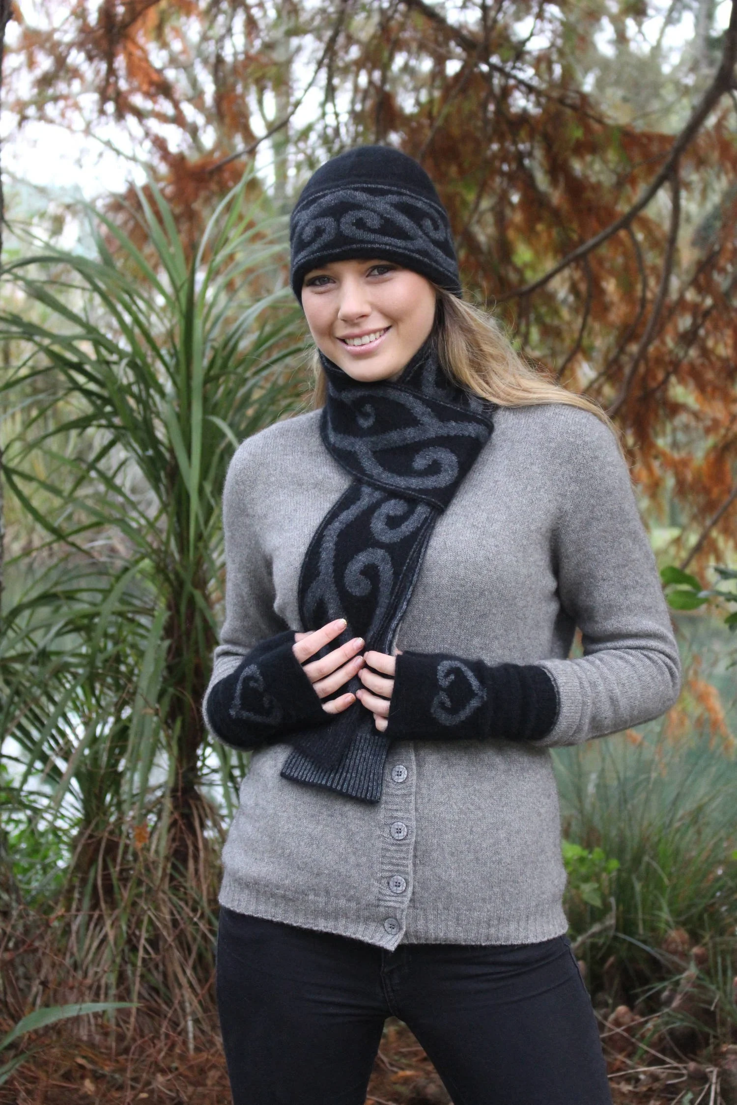 aroha-set-9860-61-62-black.jpg