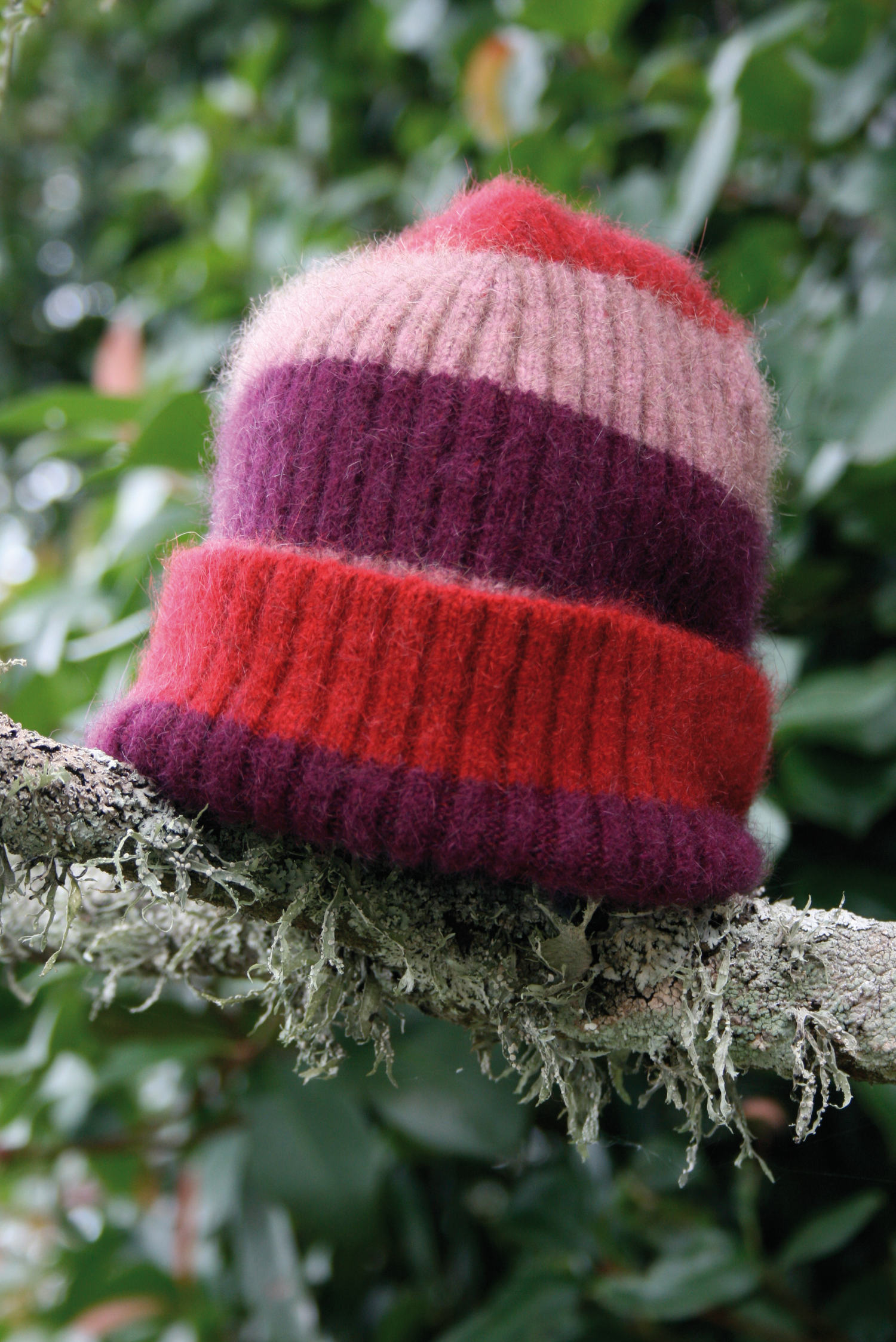 ck615-stripe-rib-beanie-red.jpg