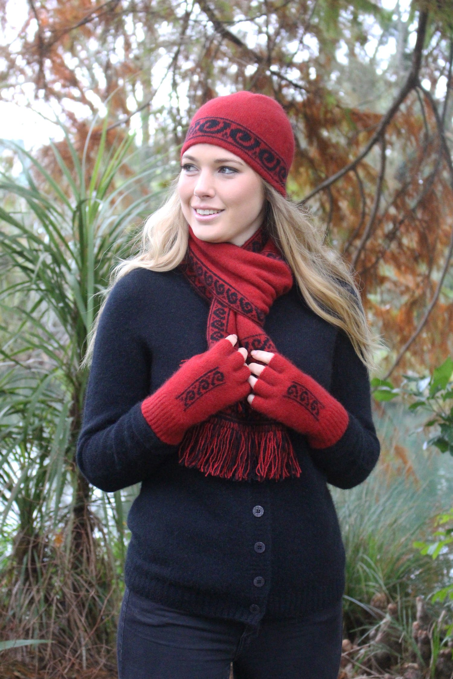 9940-9941-9948-koru-set-red.jpg