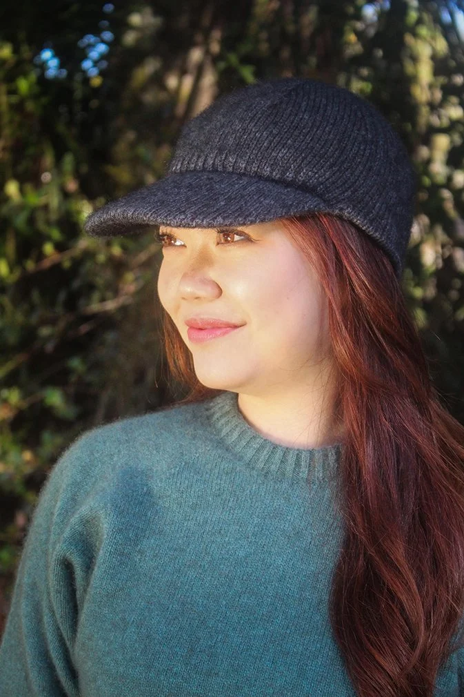 9722 walter peak cap charcoal.jpg