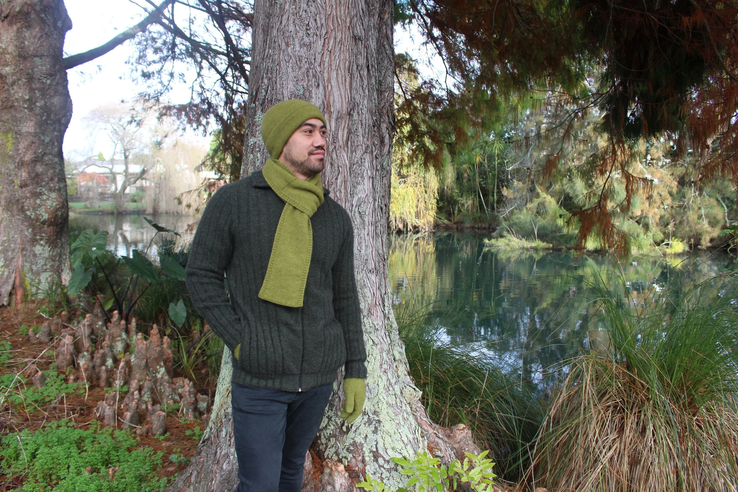 9901 9903 9908 OLIVE ON ALEX - DISTANT.JPG