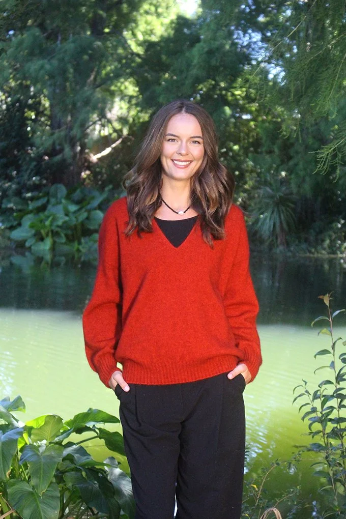 Possum Merino Cavern V Neck Jumper 9789