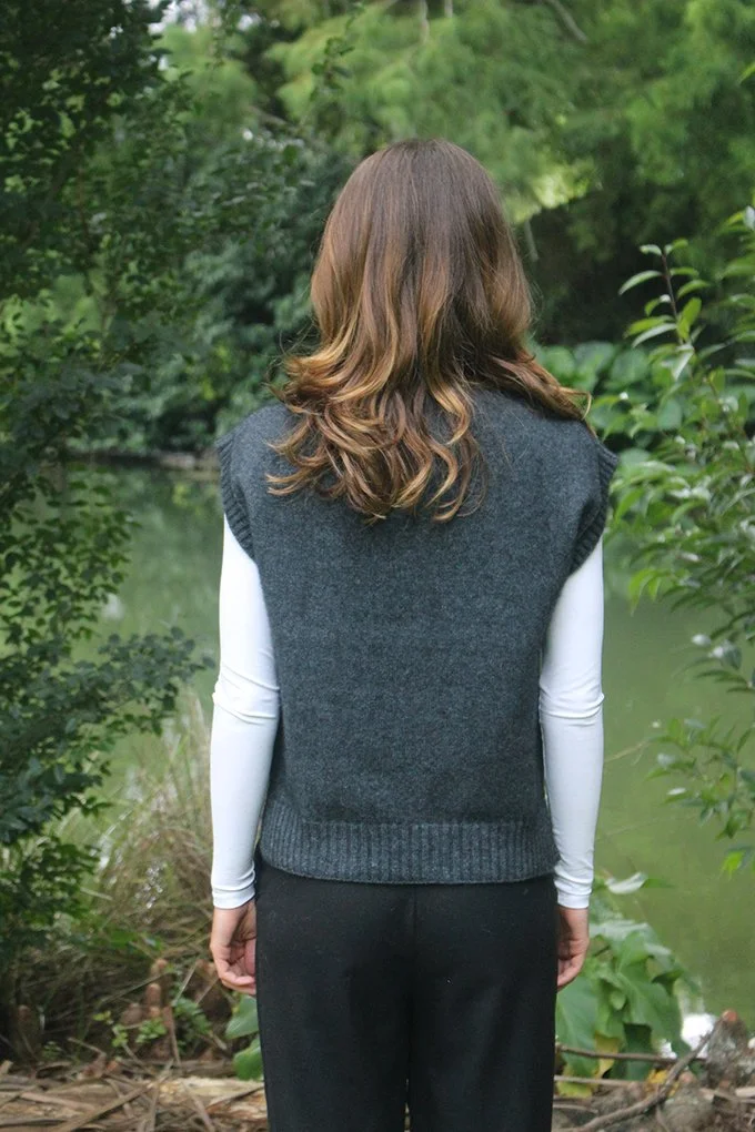 9788 Charcoal 4.jpg