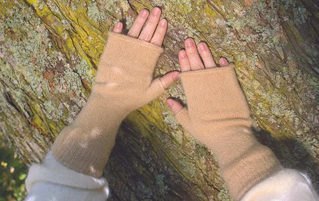 ALPACA FINGERLESS MITTENS HONEY .jpg
