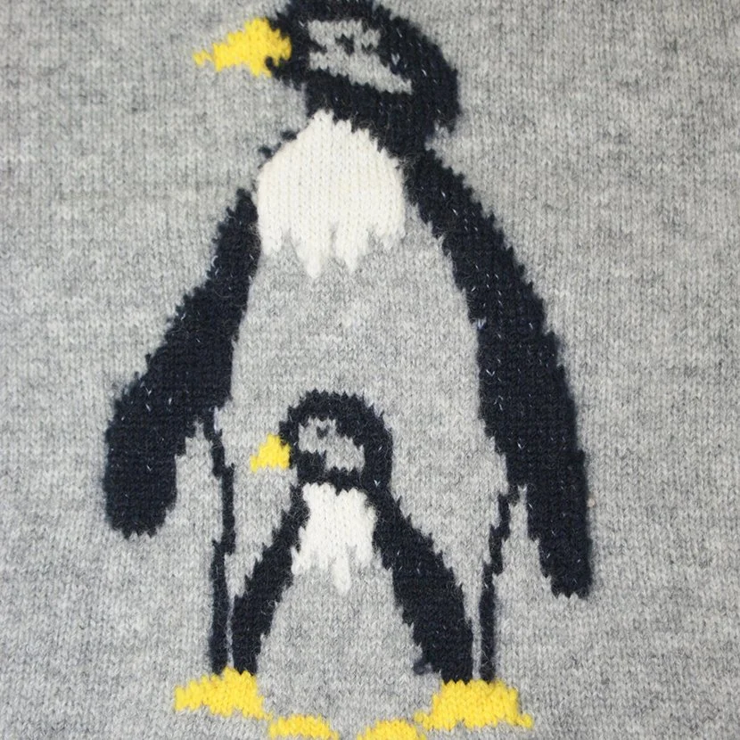9414 Penguin Scarf Grey Swatch.jpg