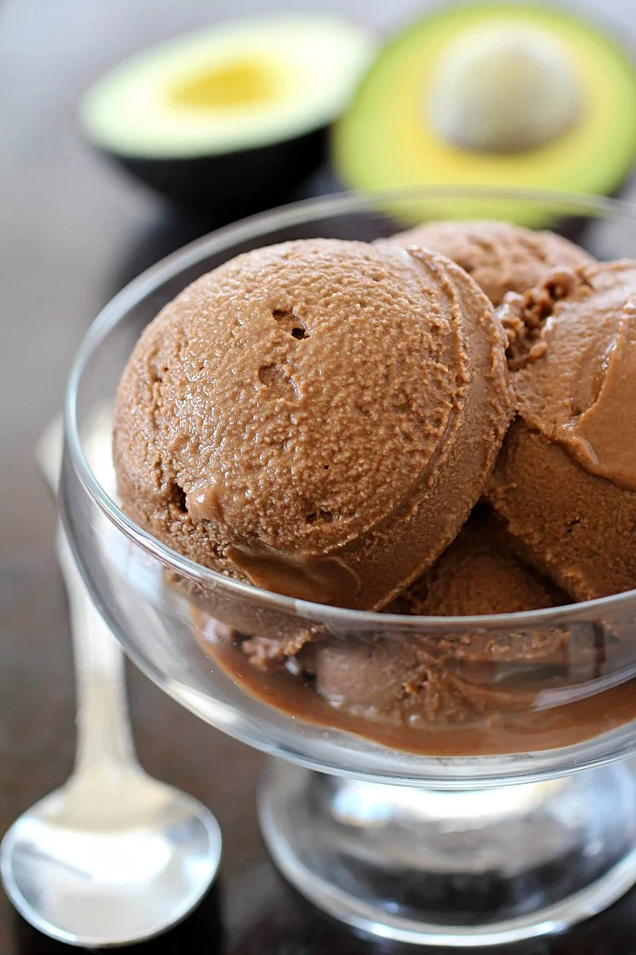 homemade-chocolate-avocado-ice-cream-3.jpg
