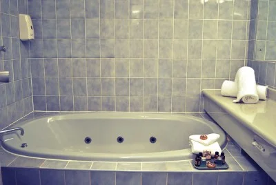 Deluxe Spa