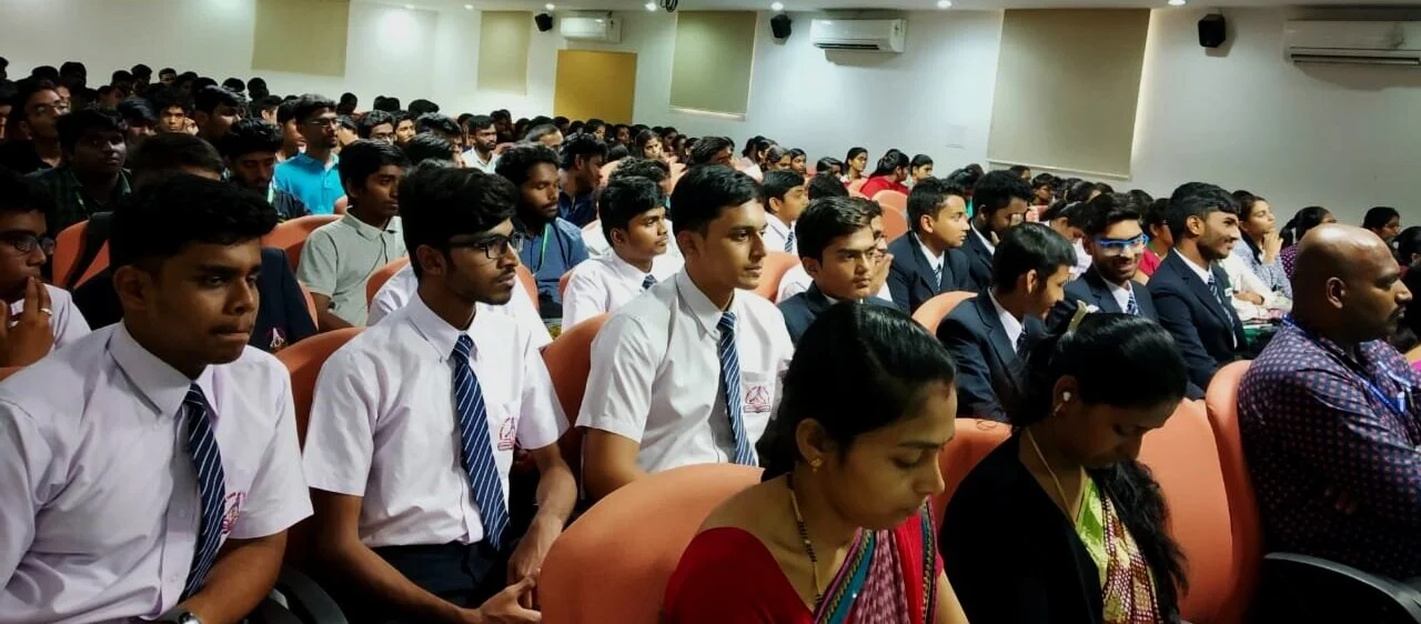 190918_IULM_Soundarya College_B'lore (1).jpeg