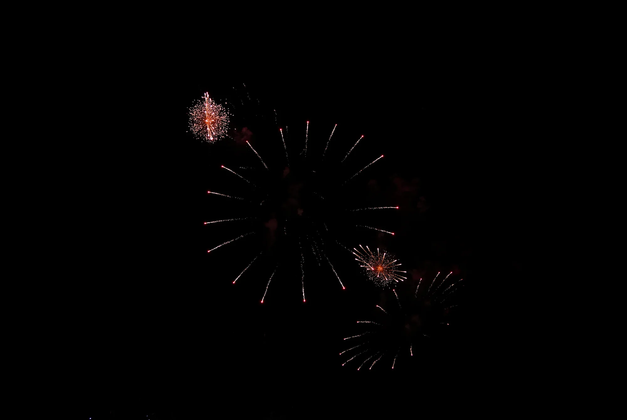 CaballeroCosmica-Veranos-de-la-villa-Fuegos-Artificiales-37.jpg