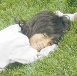 kailayingingrass.png