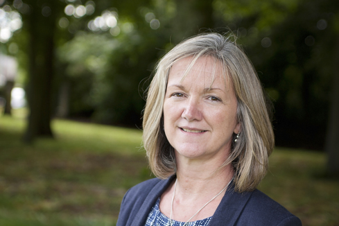 Kate Full Financial Controller Kate is an experienced professional, qualifying in 2002 after 16 years in various accounting roles. After leaving professional practice in 2004, Kate moved into Corporate Finance working for Braveheart Investment Group plc where she specialised in investment appraisal and due diligence. Kate is integral to APS’ financial management, fund raising and strategic review activities.