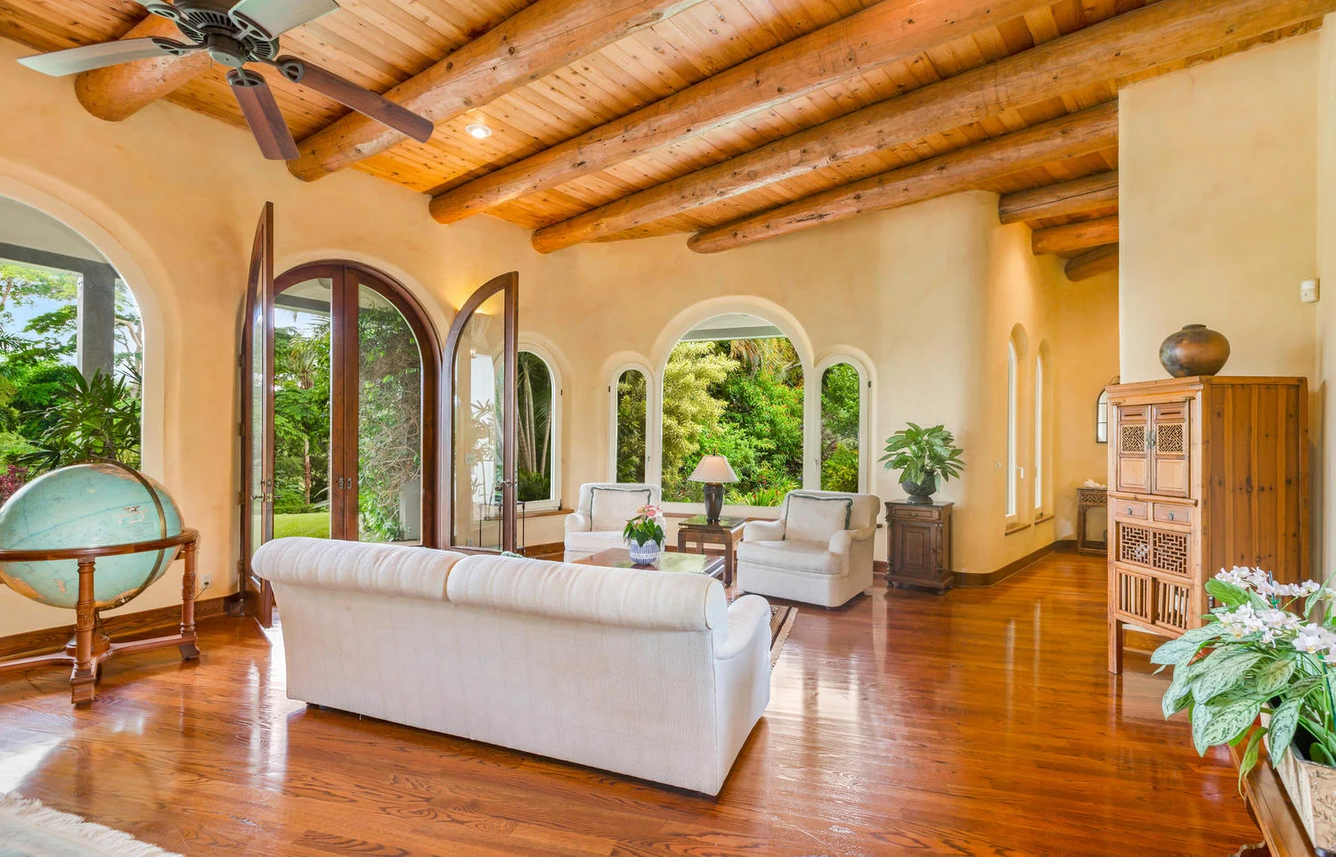 6.Main Residence Living Room.jpg