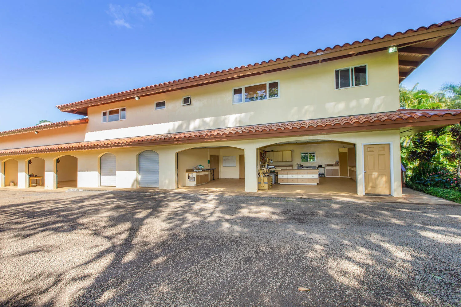 2-Office Residence.jpg