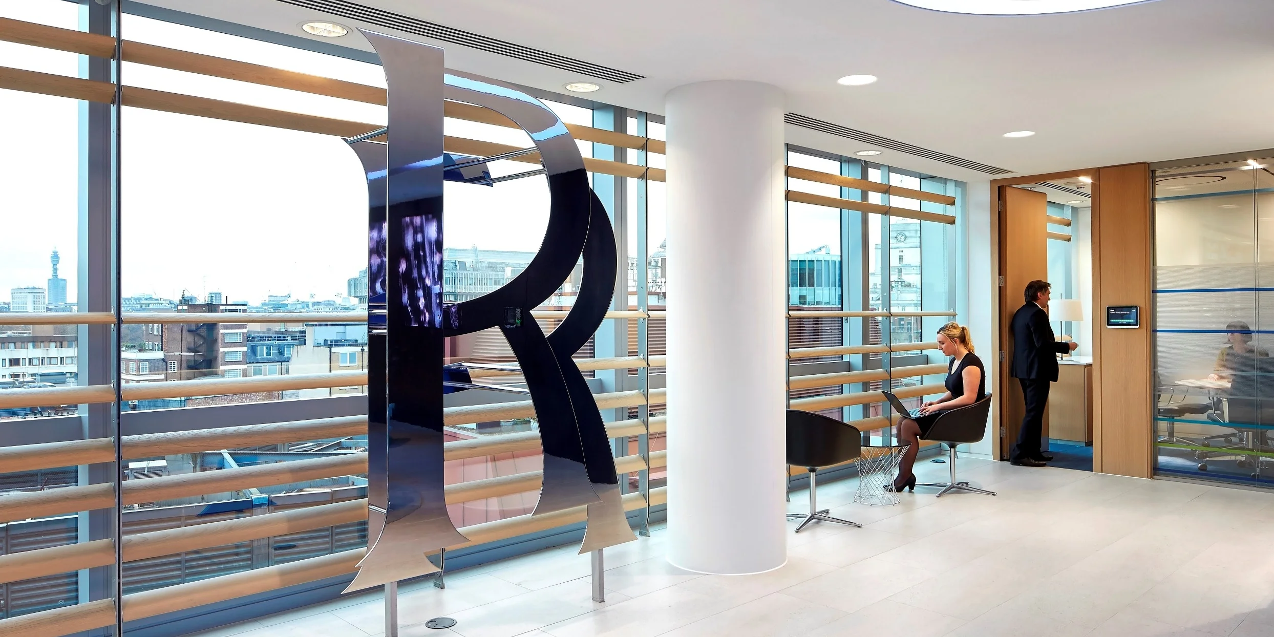 Strategy+_Rolls Royce HQ_-¬Hufton+Crow_003.jpg