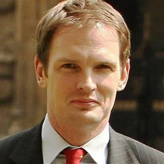 Dr Dan Poulter