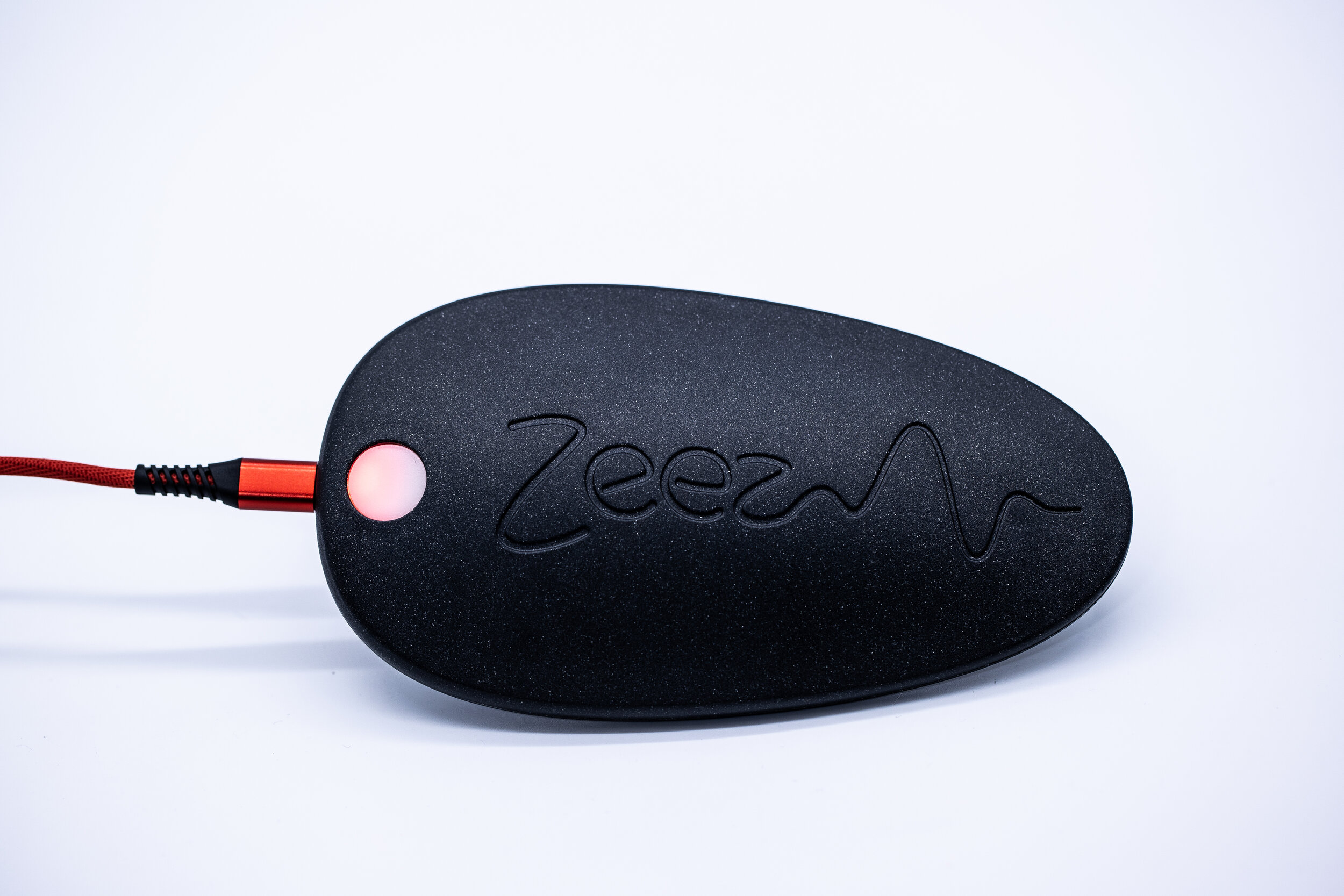 Zeez Sleep Pebble | Zeez Sleep | Sleep devices that prompt natural deep sleep