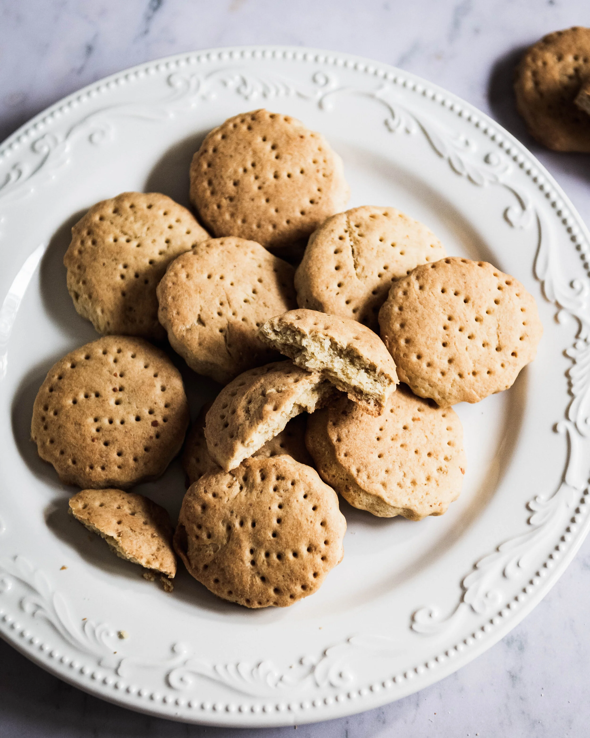 E'ras (Anise Shortbread Disks) — Omayah Cooks
