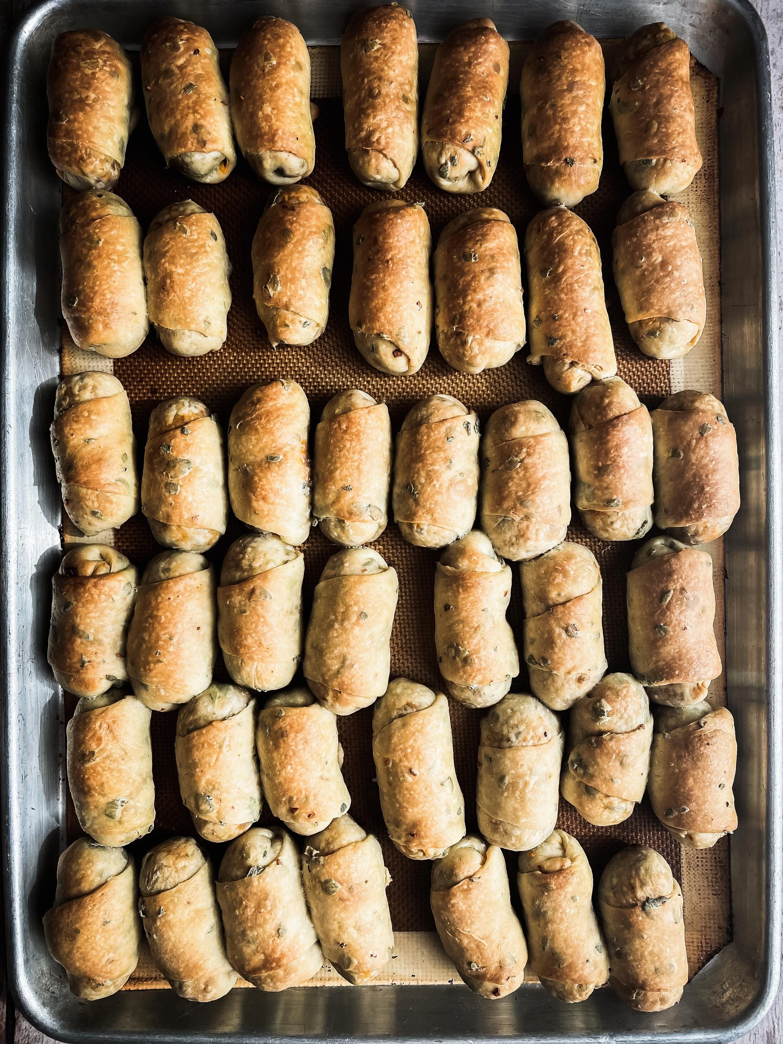 Olive Za'atar Rolls — Omayah Cooks // Syrian Recipes + Photography by