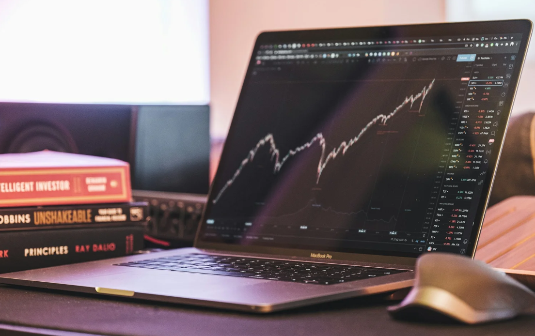 Firstrade用戶最受歡迎的前25熱門股票排行 : 1月份